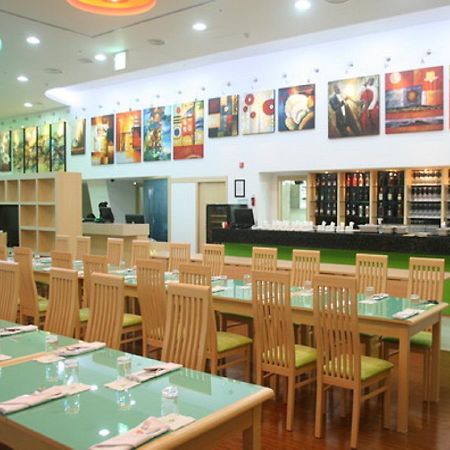 Gunsan Apple Tree Hotel ภายนอก รูปภาพ