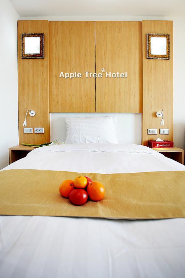 Gunsan Apple Tree Hotel ภายนอก รูปภาพ