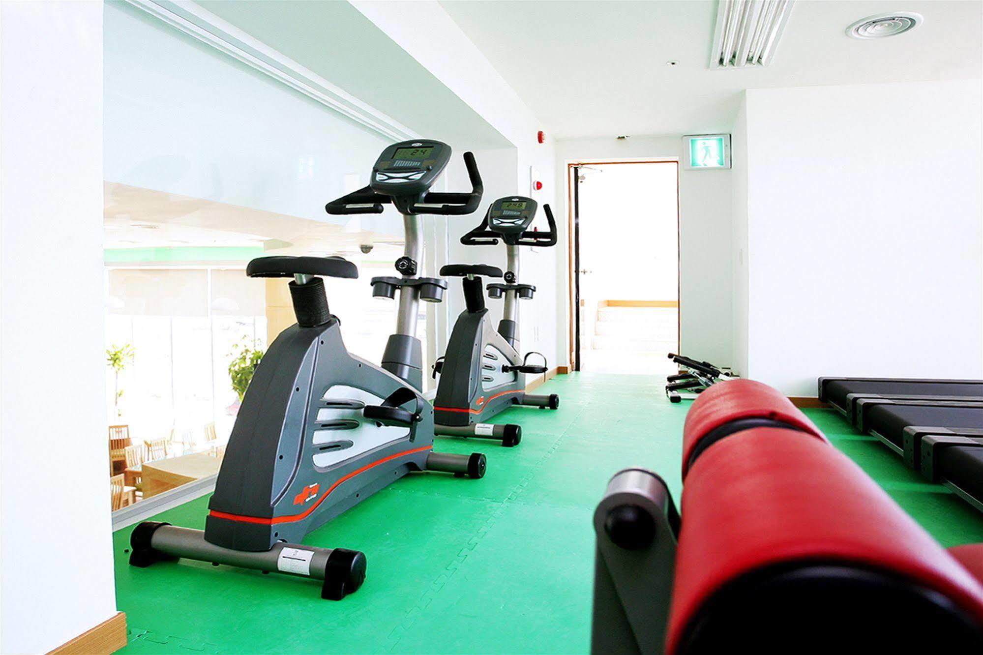 Gunsan Apple Tree Hotel ภายนอก รูปภาพ