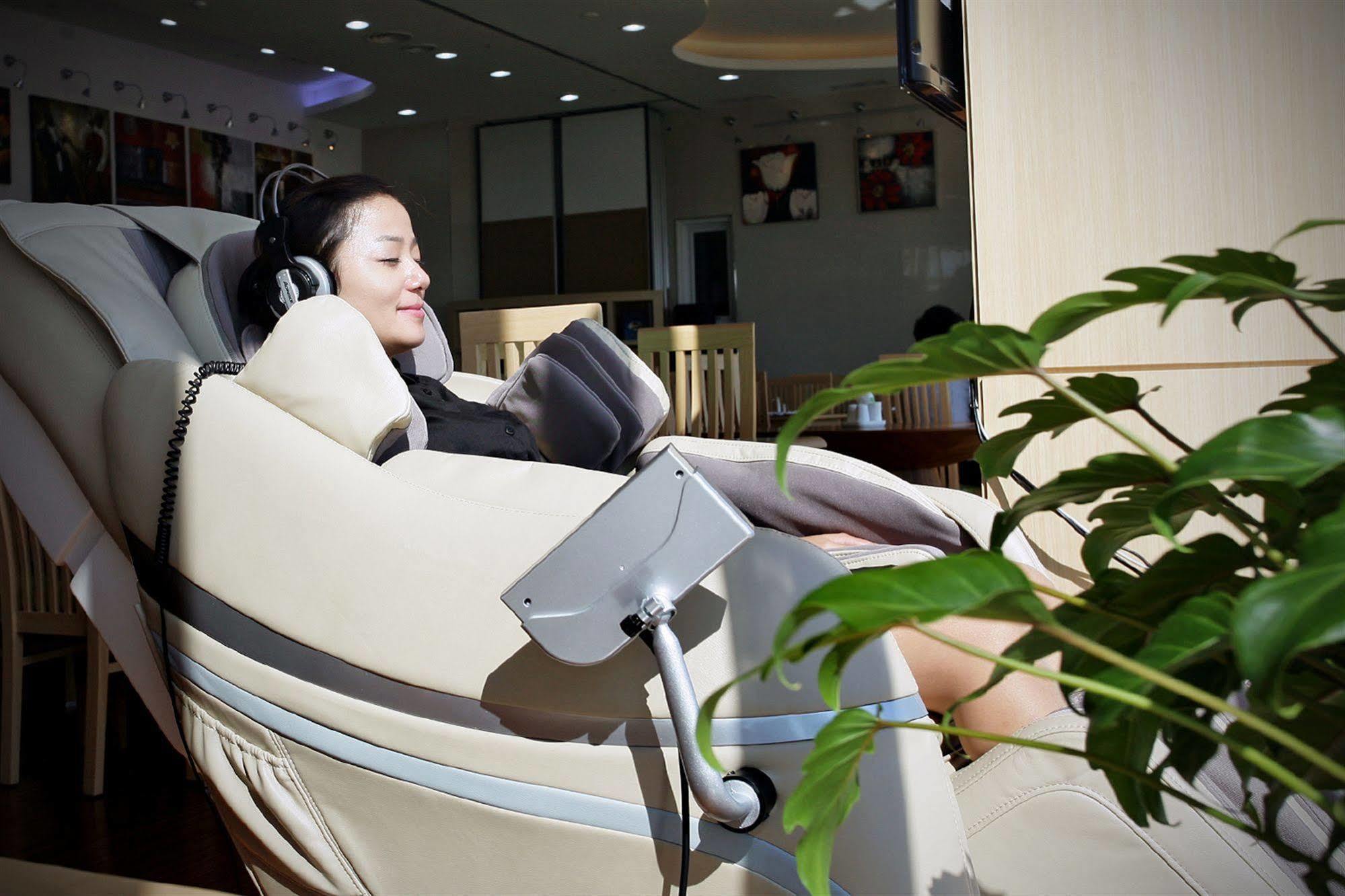 Gunsan Apple Tree Hotel ภายนอก รูปภาพ